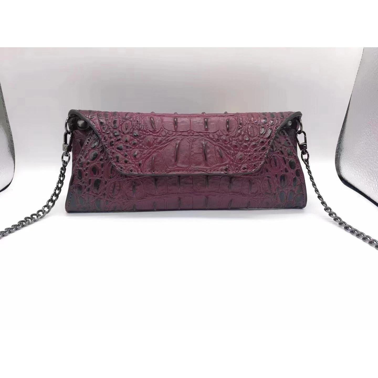 New chain bag European and American trend crocodile pattern leather clutch bag women s foreign trade cross-border wholesale shoulder messenger Small 23.5 * 10.5 * 5cm
New chain bag European and American trend crocodile pattern leather clutch bag women s foreign trade cross-border wholesale shoulder messenger Small 23.5 * 10.5 * 5cm