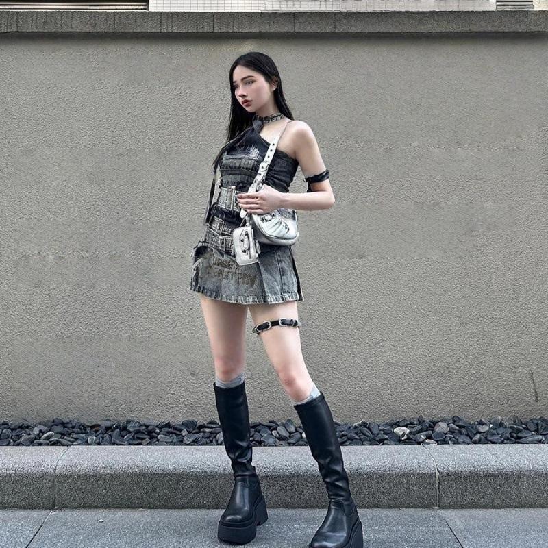2025 autumn and winter new boots women s heightened platform boots elastic thin boots tall knight spice girl boots 40 чорний
2025 autumn and winter new boots women s heightened platform boots elastic thin boots tall knight spice girl boots 40 чорний
