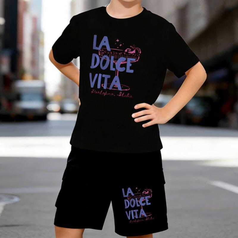 Boys 2 Piece La Dolce Vita Letter Printed Outfit, Short Sleeve T-Shirt and Shorts Set for Kids Age 5-14,White Sporty Casual Summer Clothes 5-6 Years чёрный
Boys 2 Piece La Dolce Vita Letter Printed Outfit, Short Sleeve T-Shirt and Shorts Set for Kids Age 5-14,White Sporty Casual Summer Clothes 5-6 Years чёрный