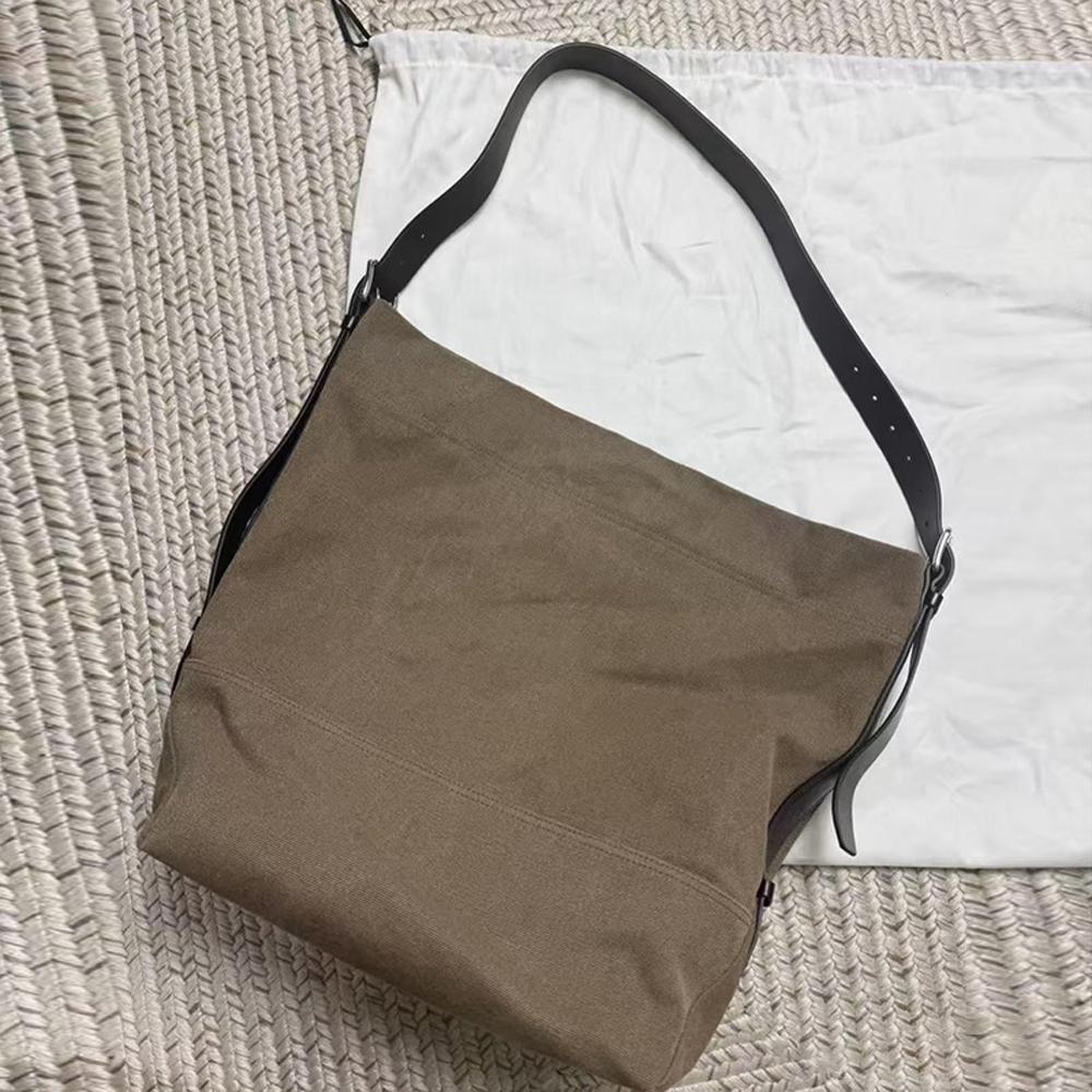 Luxury Designer Women Shoulder Bag, Fashion Bucket Bag for Female, Large Capacity Khaki Office Brifecase Shoulder Bag 35x10x32 хаки
Luxury Designer Women Shoulder Bag, Fashion Bucket Bag for Female, Large Capacity Khaki Office Brifecase Shoulder Bag 35x10x32 хаки