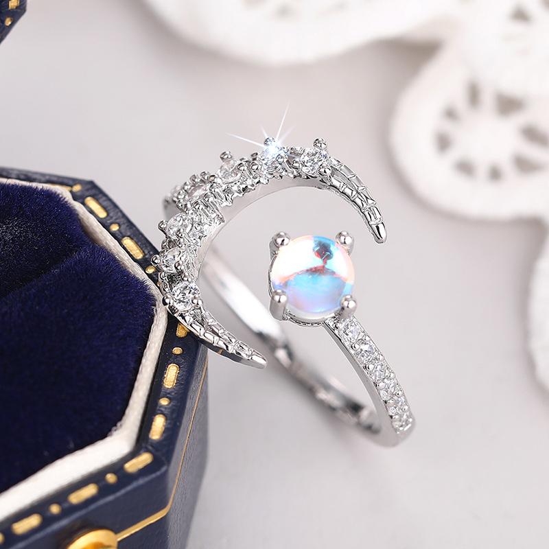 Huitan Delicate Moon Shape Opening Ring Lady Simulated Opal Finger Jewelry Shiny Zirconia Adjustable Accessories for Daily Party resizable
Huitan Delicate Moon Shape Opening Ring Lady Simulated Opal Finger Jewelry Shiny Zirconia Adjustable Accessories for Daily Party resizable