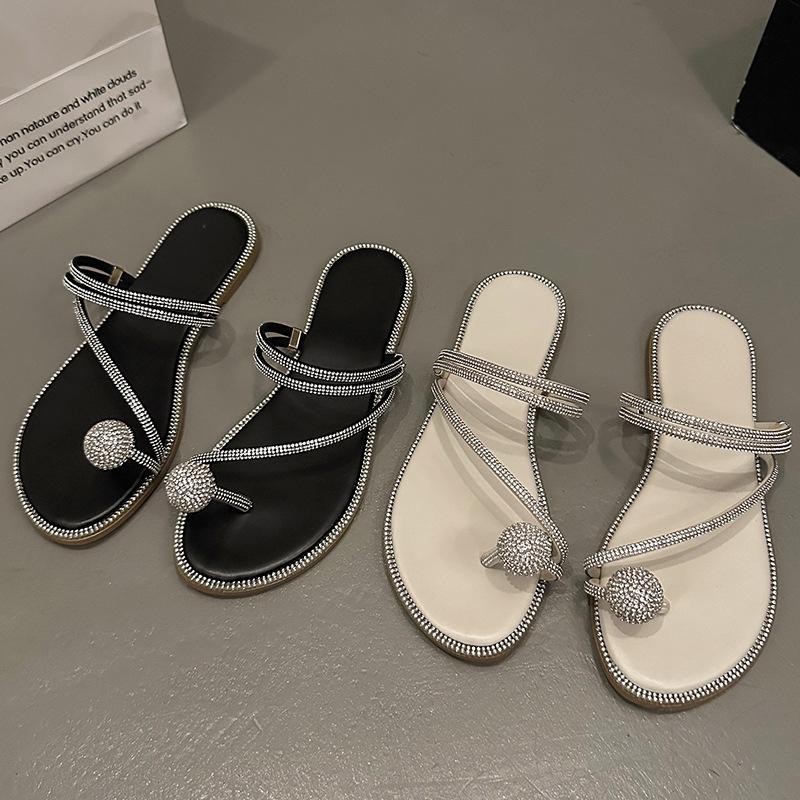 Rhinestone thin strap flat bottom set of toe slippers for women s summer wear new fashionable versatile skirt beautiful cool slippers 40 бежевий
Rhinestone thin strap flat bottom set of toe slippers for women s summer wear new fashionable versatile skirt beautiful cool slippers 40 бежевий