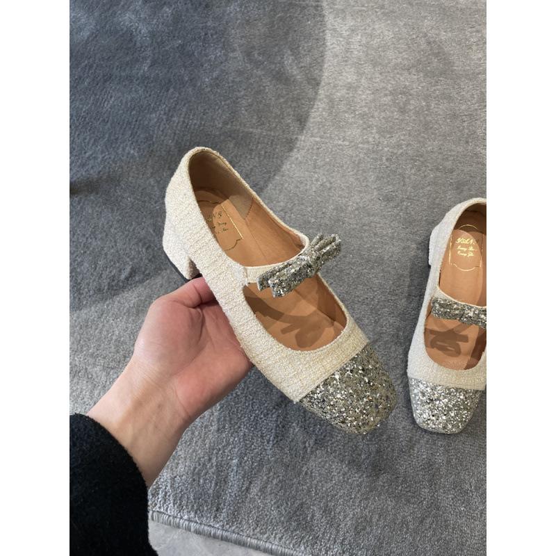 Square head thick heel color matching single shoes women s light mouth word with Mary Jane shoes 40
Square head thick heel color matching single shoes women s light mouth word with Mary Jane shoes 40