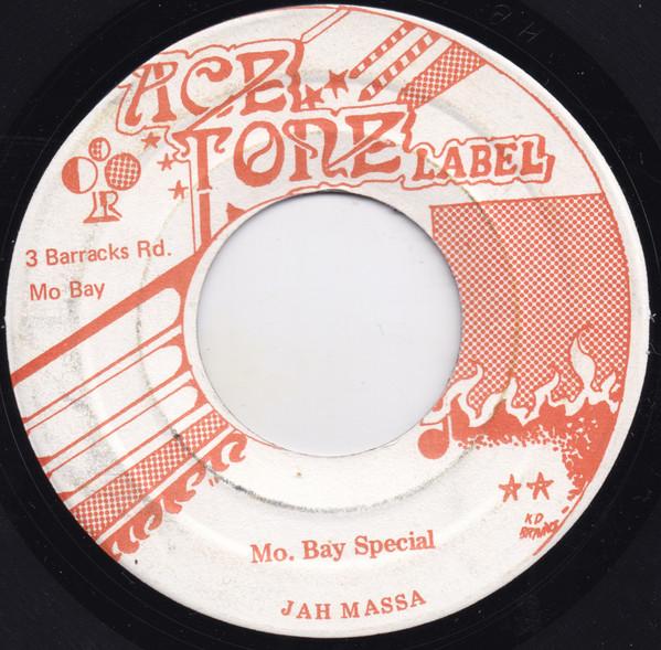 7-дюймовая пластинка JAH MASSA Mo. Специальное предложение из залива НЕТ Ace Tone 1974 Ямайка Регги Ска Даб Б/у
7-дюймовая пластинка JAH MASSA Mo. Специальное предложение из залива НЕТ Ace Tone 1974 Ямайка Регги Ска Даб Б/у