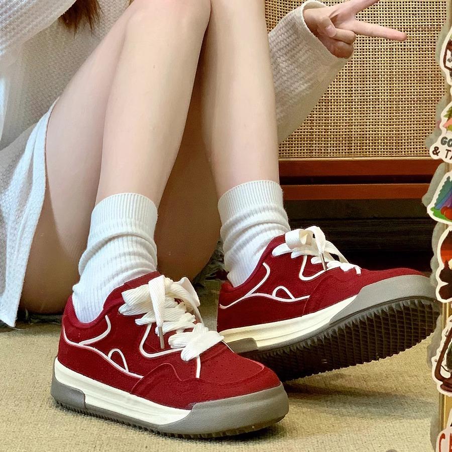 Little white shoes women s autumn color matching platform casual shoes trendy retro sports board shoes 35
Little white shoes women s autumn color matching platform casual shoes trendy retro sports board shoes 35