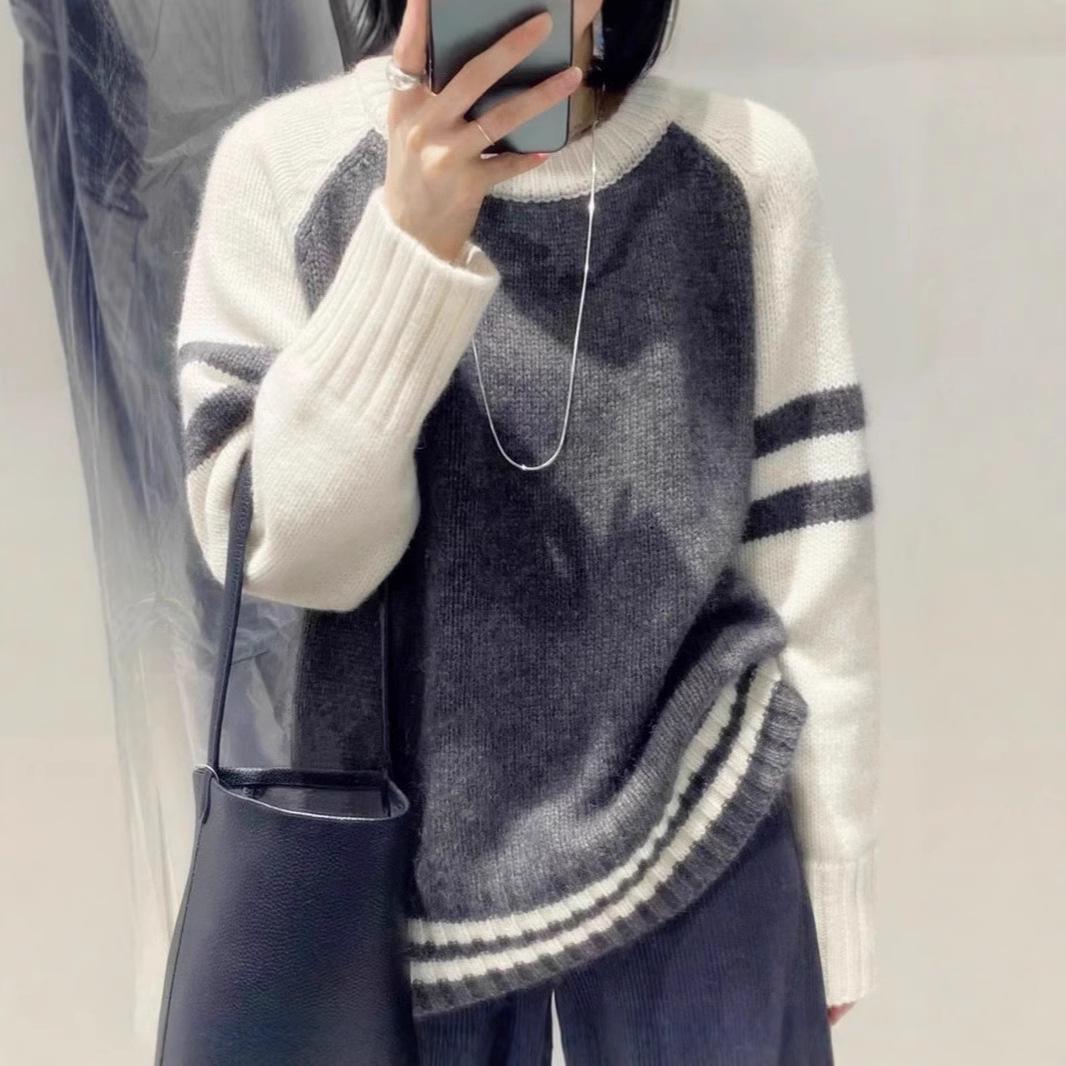Women s 2024 Autumn/Winter Pure Wool Color-Block Round Neck Sweater – Long Sleeve, Loose, Slimming, Versatile Knitted Pullover. M
Women s 2024 Autumn/Winter Pure Wool Color-Block Round Neck Sweater – Long Sleeve, Loose, Slimming, Versatile Knitted Pullover. M