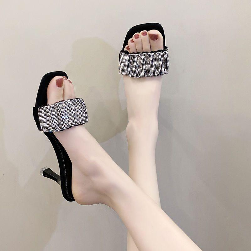 Summer new elegant square head open-toed rhinestone word with high heels cool slippers women s 2024 versatile stiletto skirt 42
Summer new elegant square head open-toed rhinestone word with high heels cool slippers women s 2024 versatile stiletto skirt 42