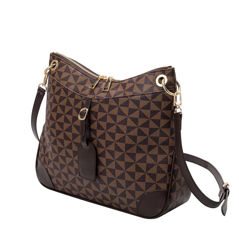 Сумка-ведро большой вместимости для женщин Корейская версия Новая летняя Ретро с принтом Одноплечевая Сумка через плечо Сумка для поездок Модная
Сумка-ведро большой вместимости для женщин Корейская версия Новая летняя Ретро с принтом Одноплечевая Сумка через плечо Сумка для поездок Модная