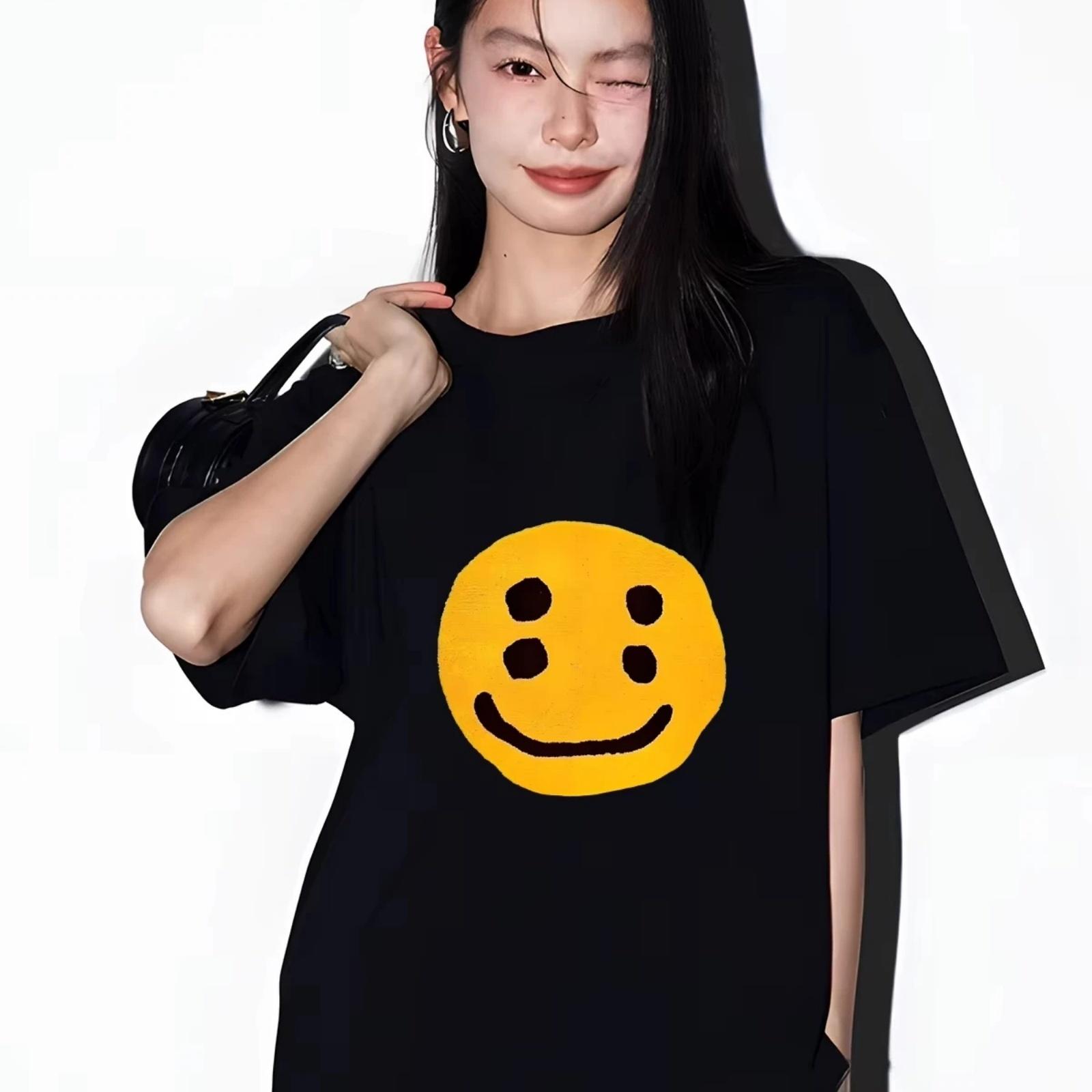 2025 Korean and Japanese Fashion Plus Size Street Women s Smiling Face Printed T-shirt Men s and Women s Short Sleeved Y2K Top XXXXXL різнокольоровий
2025 Korean and Japanese Fashion Plus Size Street Women s Smiling Face Printed T-shirt Men s and Women s Short Sleeved Y2K Top XXXXXL різнокольоровий