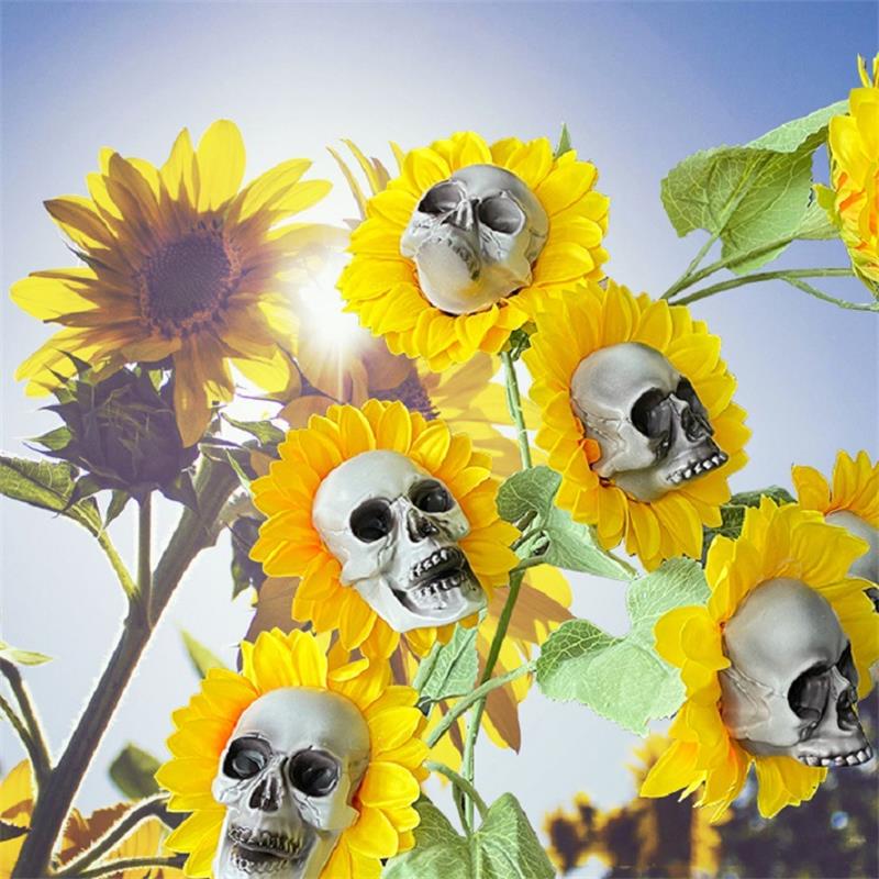 Halloween Sunflower Skull Garden Decoration Outdoor Fake Flower Statues Ornament Halloween Indoor Outdoor Spoof Decoration
Halloween Sunflower Skull Garden Decoration Outdoor Fake Flower Statues Ornament Halloween Indoor Outdoor Spoof Decoration