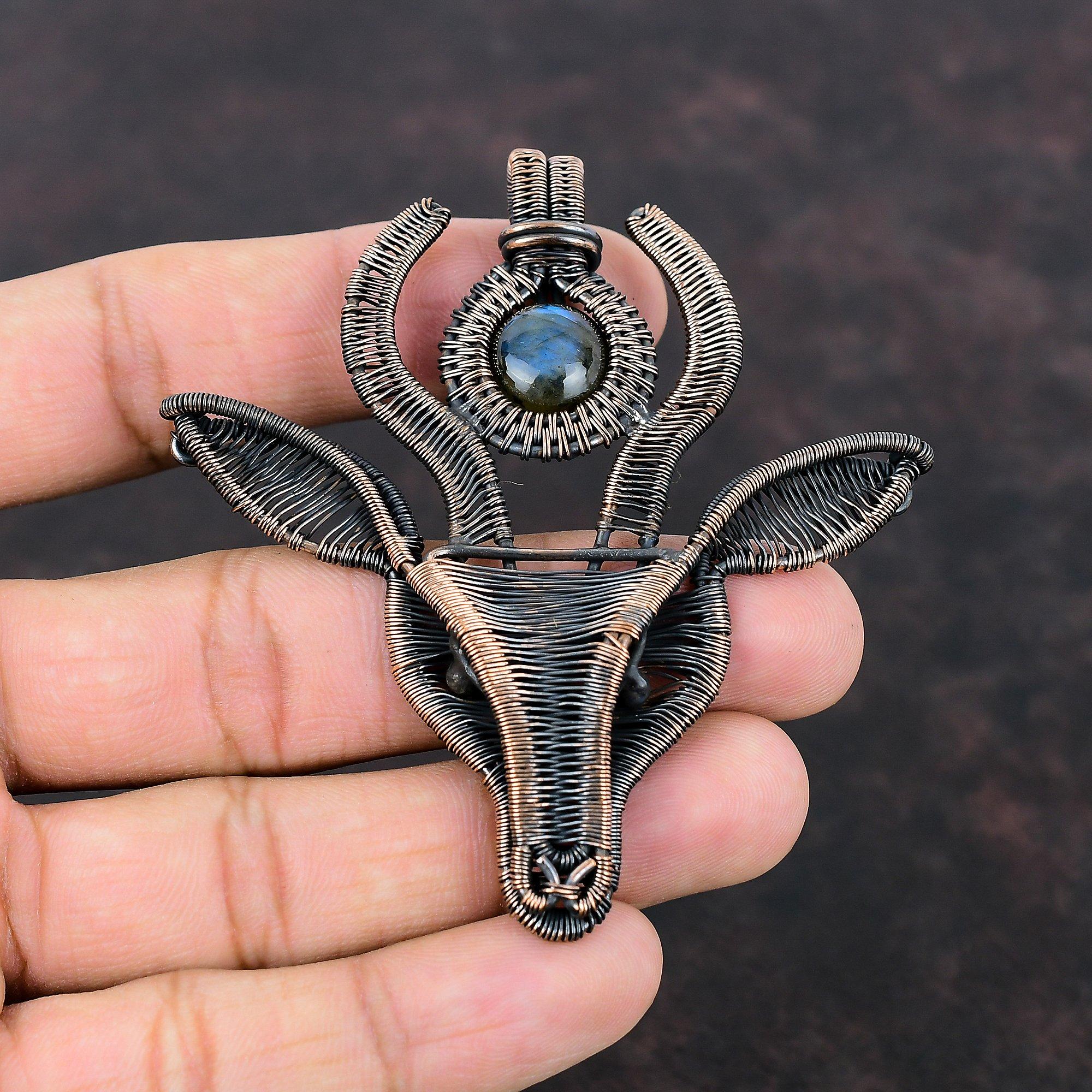 Labradorite Pendant Copper Wire Wrapped Pendant Gemstone Pendant Cow Face Pendant Copper Jewelry Handmade Brand New Pendant Anniversary Gift
Labradorite Pendant Copper Wire Wrapped Pendant Gemstone Pendant Cow Face Pendant Copper Jewelry Handmade Brand New Pendant Anniversary Gift