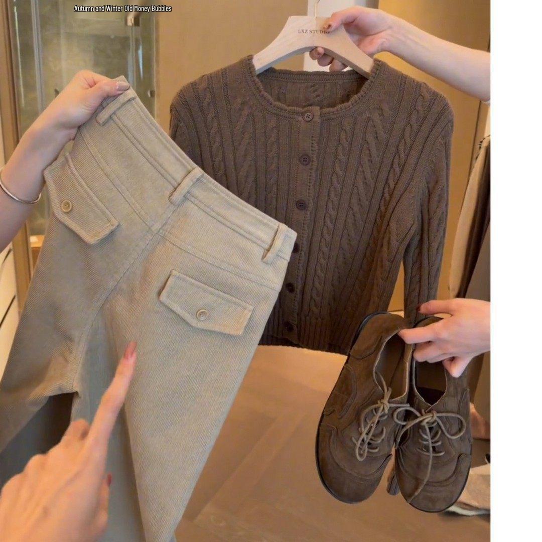 Maillard Color Women s Winter Retro Slim Knit Cardigan & Straight-Leg Pants Set 2XL (approx. 125-140 jin)
Maillard Color Women s Winter Retro Slim Knit Cardigan & Straight-Leg Pants Set 2XL (approx. 125-140 jin)
