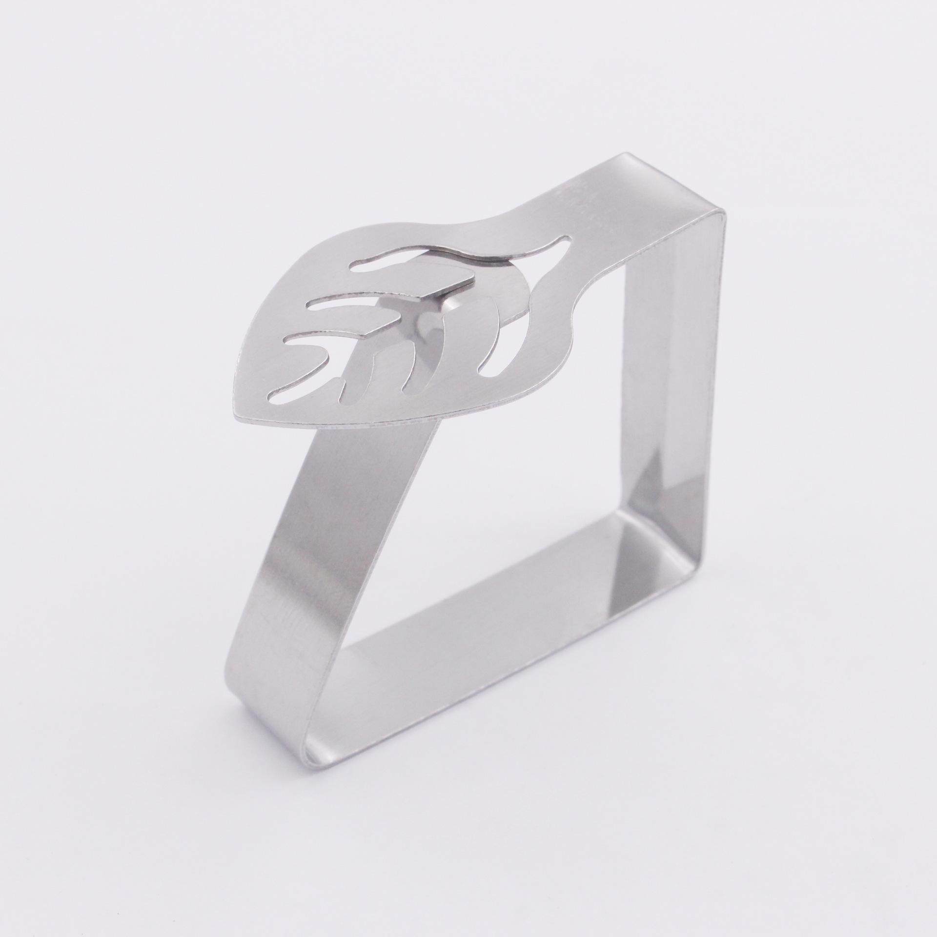 1 шт. Цельное литье Нескользящий зажим из нержавеющей стали в форме кошачьего когтя Отель Улица Встреча Фиксатор скатерти для листьев Регулируемый
1 шт. Цельное литье Нескользящий зажим из нержавеющей стали в форме кошачьего когтя Отель Улица Встреча Фиксатор скатерти для листьев Регулируемый