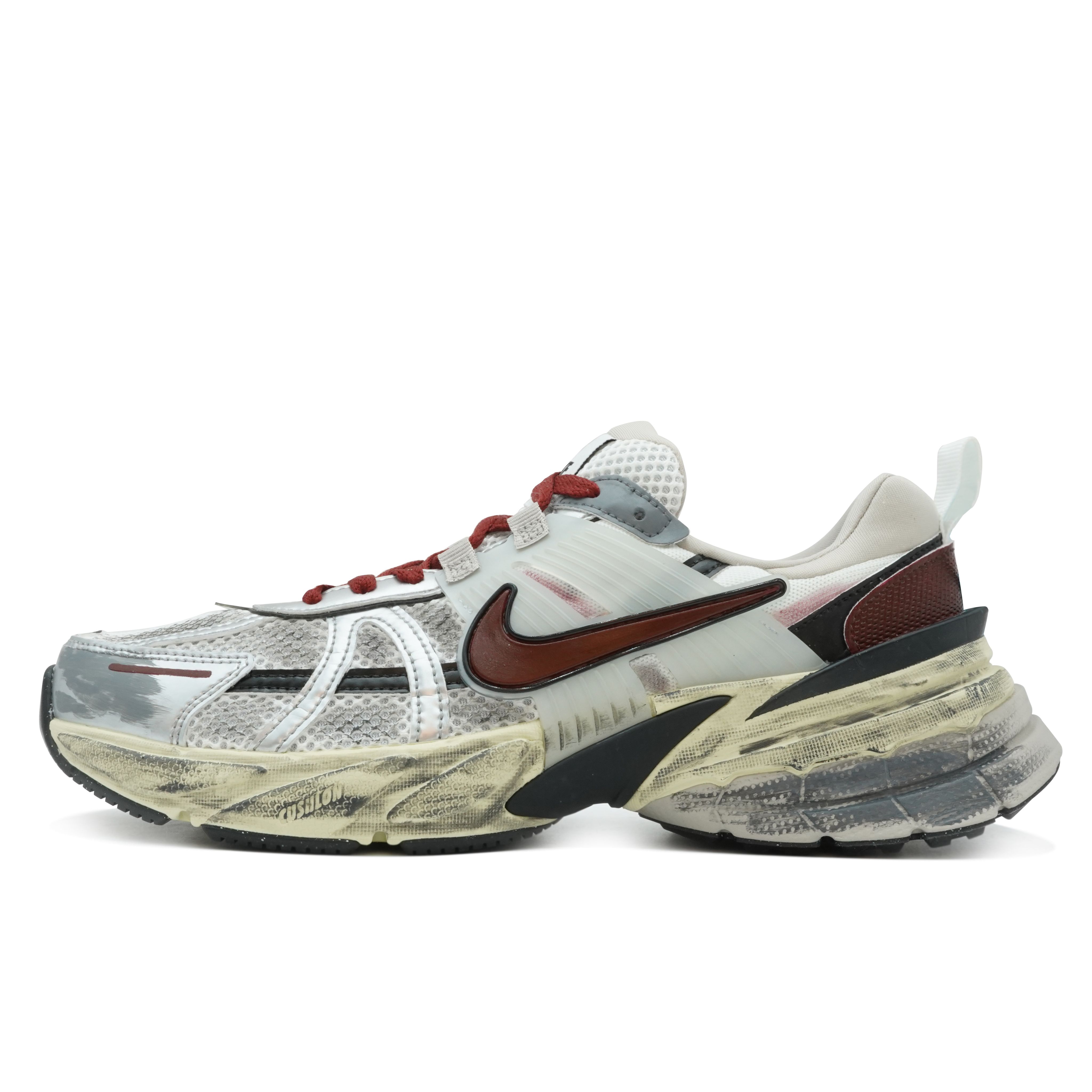 Nike V2K Run Cushioning Abrasion Resistant Breathable Low top Running Shoes Women s Red Gray FD0736-100(Team837-) 38
Nike V2K Run Cushioning Abrasion Resistant Breathable Low top Running Shoes Women s Red Gray FD0736-100(Team837-) 38