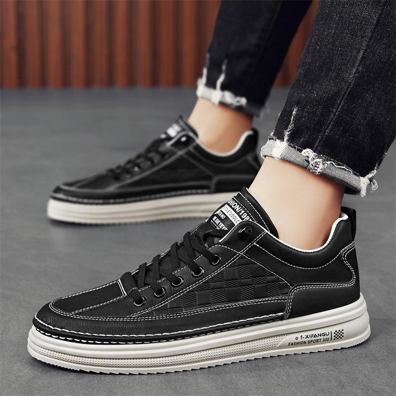 Pilot model 22 years summer breathable thin leather surface casual board shoes lazy leather shoes 44 чорний
Pilot model 22 years summer breathable thin leather surface casual board shoes lazy leather shoes 44 чорний