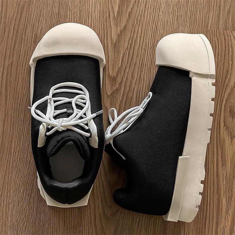 Autumn and winter Mickey low-top big-head shoes, leather surface thick-soled heightening couple shoes, sports and leisure shoes, trendy shoes 39 чёрный
Autumn and winter Mickey low-top big-head shoes, leather surface thick-soled heightening couple shoes, sports and leisure shoes, trendy shoes 39 чёрный
