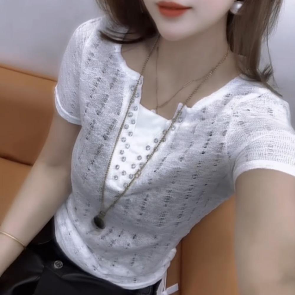 2025 Summer New Style Fake Two-piece T-shirt for Women Fashion Hollow Diamond Inlaid V-neck Loose Short-sleeved Top S белый
2025 Summer New Style Fake Two-piece T-shirt for Women Fashion Hollow Diamond Inlaid V-neck Loose Short-sleeved Top S белый
