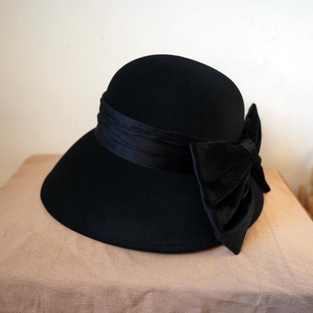 French Retro Bell Bow Black Woolen Woolen Basin Hat Women S Autumn And Winter Hepburn Elegant British Versatile Felt Top Hat M(56-58cm)
French Retro Bell Bow Black Woolen Woolen Basin Hat Women S Autumn And Winter Hepburn Elegant British Versatile Felt Top Hat M(56-58cm)