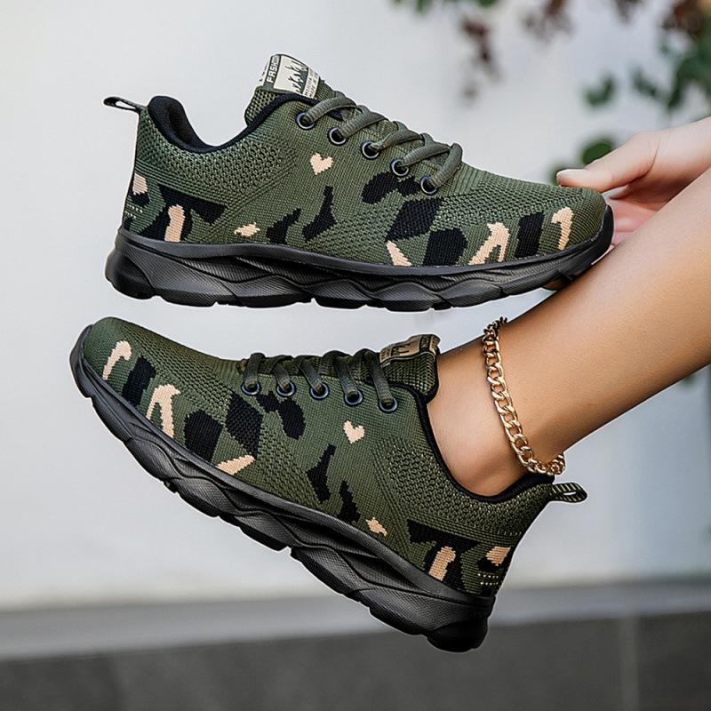 New camouflage men s and women s spring and summer outdoor hiking shoes, student military training shoes, flying woven mesh breathable casual shoes 36
New camouflage men s and women s spring and summer outdoor hiking shoes, student military training shoes, flying woven mesh breathable casual shoes 36