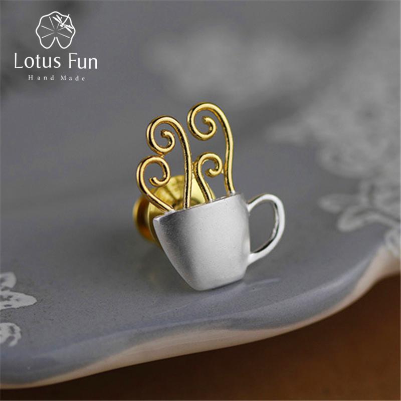 Lotus Fun дизайнерские броши из стерлингового серебра 925 пробы ручной работы с милым послеобеденным свиданием и кофейной чашкой для женщин
Lotus Fun дизайнерские броши из стерлингового серебра 925 пробы ручной работы с милым послеобеденным свиданием и кофейной чашкой для женщин