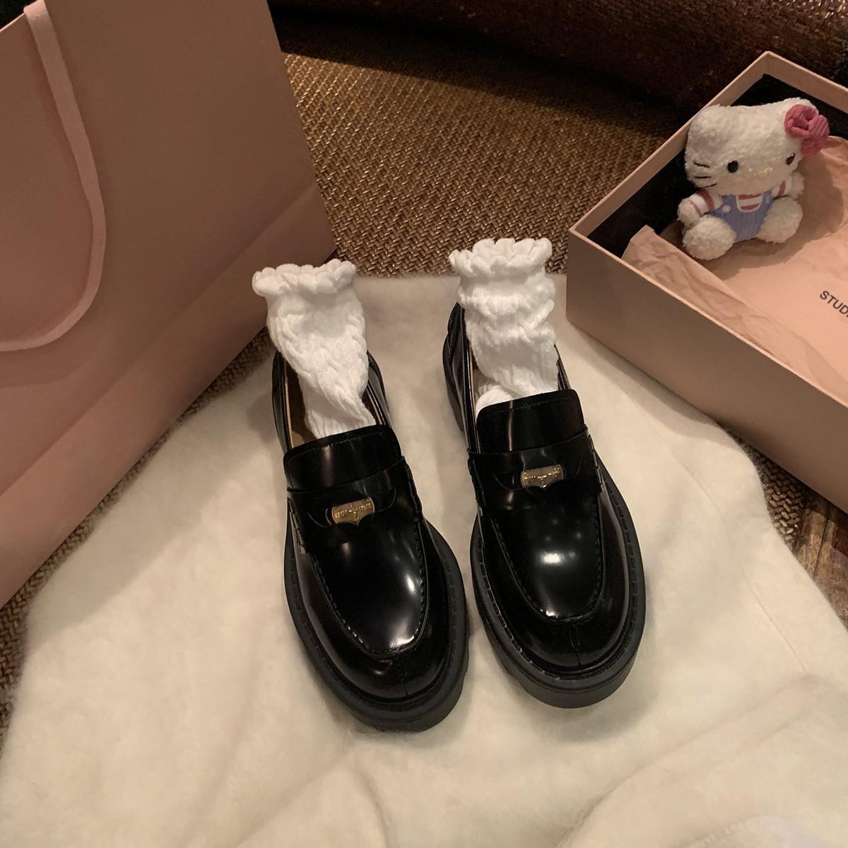 Cowhide version~ 5cm height-increasing thick-soled small gold coin loafers, female British small black small leather shoes, thick heel single shoes 35
Cowhide version~ 5cm height-increasing thick-soled small gold coin loafers, female British small black small leather shoes, thick heel single shoes 35