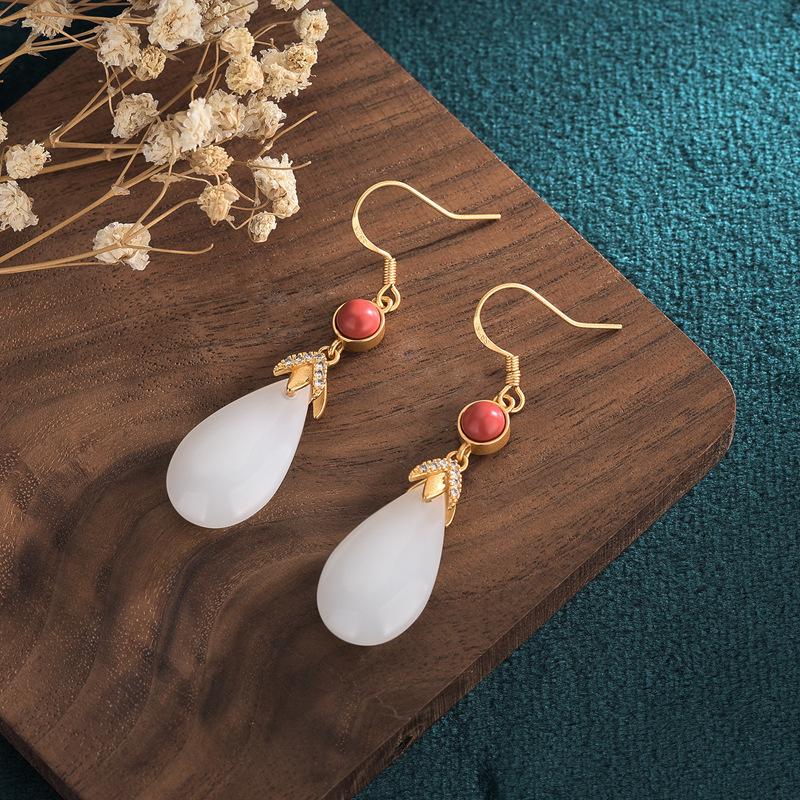 Women s Summer 2021 Retro Chinese Design Earrings: Imitation Hetian Jade with Southern Red Stones, Drop and Stud Styles
Women s Summer 2021 Retro Chinese Design Earrings: Imitation Hetian Jade with Southern Red Stones, Drop and Stud Styles