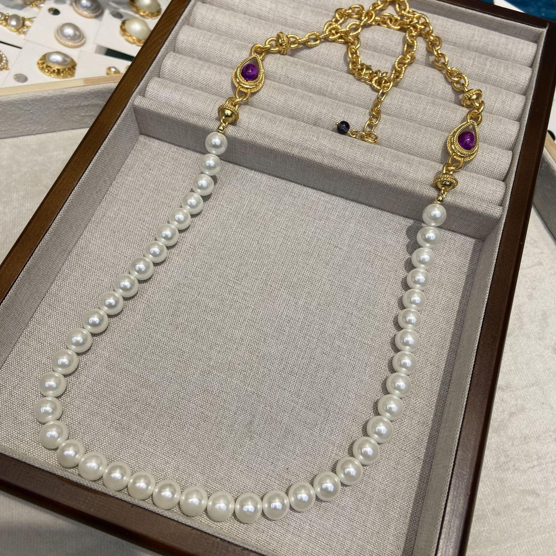 Real Gold Electroplated Long Chain Necklace Inlaid With Water Droplets Glazed Long Sweater Chain
Real Gold Electroplated Long Chain Necklace Inlaid With Water Droplets Glazed Long Sweater Chain