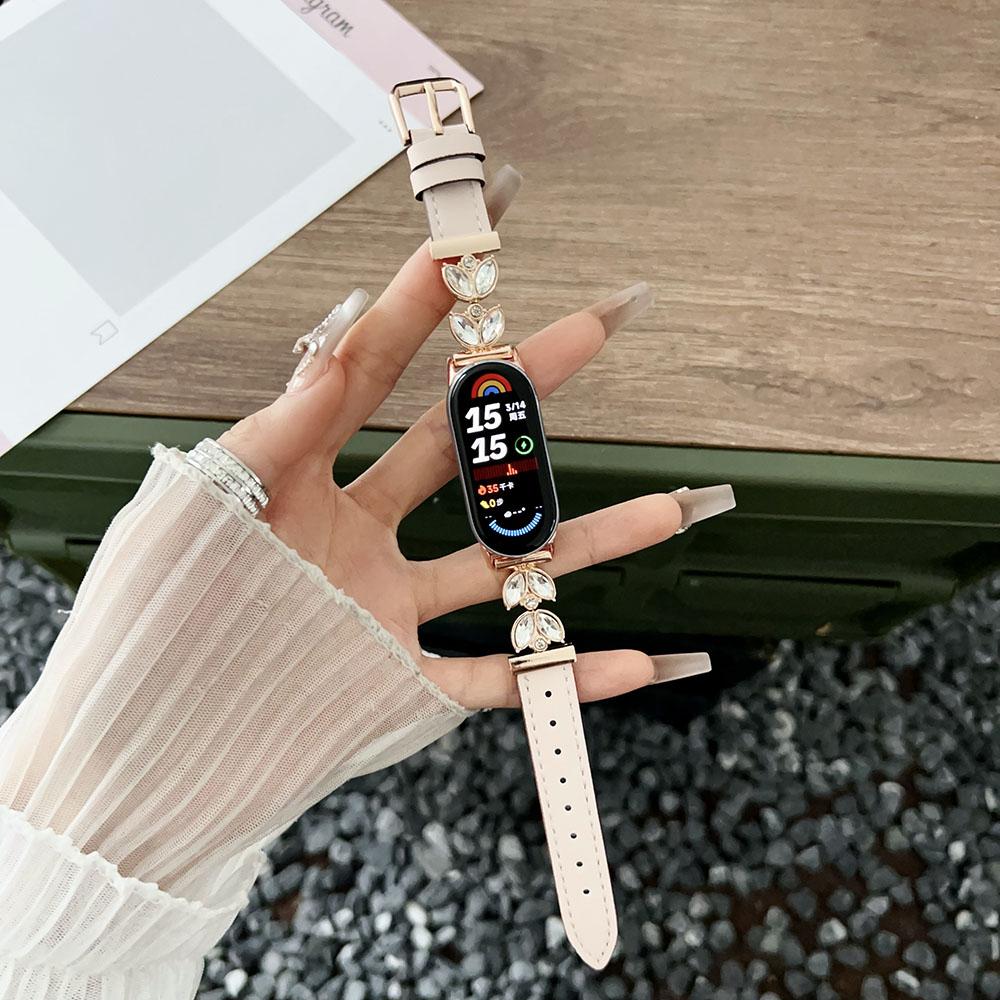 Dressy Band for Mi Band 8/9/10 Bracelet Women 2 in 1 Metal Leather Wristband for Xiaomi Smart Band 9 Watch Strap Luxury світло-рожевий колір
Dressy Band for Mi Band 8/9/10 Bracelet Women 2 in 1 Metal Leather Wristband for Xiaomi Smart Band 9 Watch Strap Luxury світло-рожевий колір