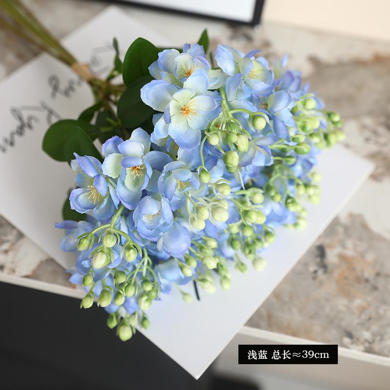 Pastoral small fresh simulated hand tie 5 fork handle bouquet jasmine flower, flower arrangement ornament simulated flower світло-синій колір
Pastoral small fresh simulated hand tie 5 fork handle bouquet jasmine flower, flower arrangement ornament simulated flower світло-синій колір