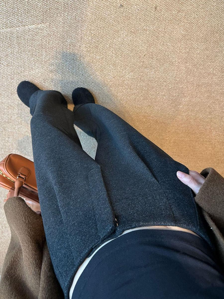Gray Fleece-Lined Wide-Leg Wool Pants - Women s High Waist Autumn/Winter Style Large
Gray Fleece-Lined Wide-Leg Wool Pants - Women s High Waist Autumn/Winter Style Large