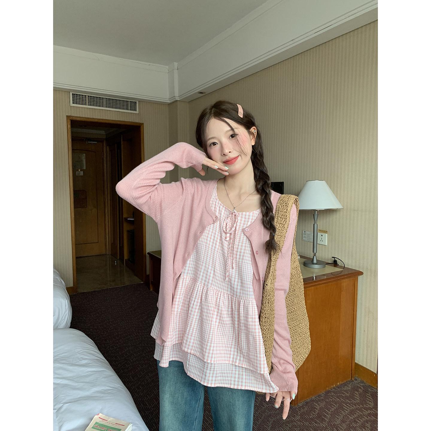 Lu Xiaotuan Sweet Lace-Up Knit Cardigan & Vest Set - Korean Style Slimming Design for Women One Size
Lu Xiaotuan Sweet Lace-Up Knit Cardigan & Vest Set - Korean Style Slimming Design for Women One Size