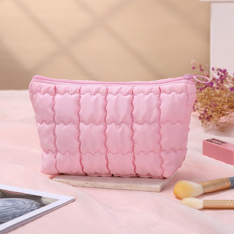 Fashion Women Bubble Cosmetic Handbag Travel Organizer Cloud Makeup Lipsticks Cotton Pouch Fashion Large Capacity Zipper Bag розовый
Fashion Women Bubble Cosmetic Handbag Travel Organizer Cloud Makeup Lipsticks Cotton Pouch Fashion Large Capacity Zipper Bag розовый