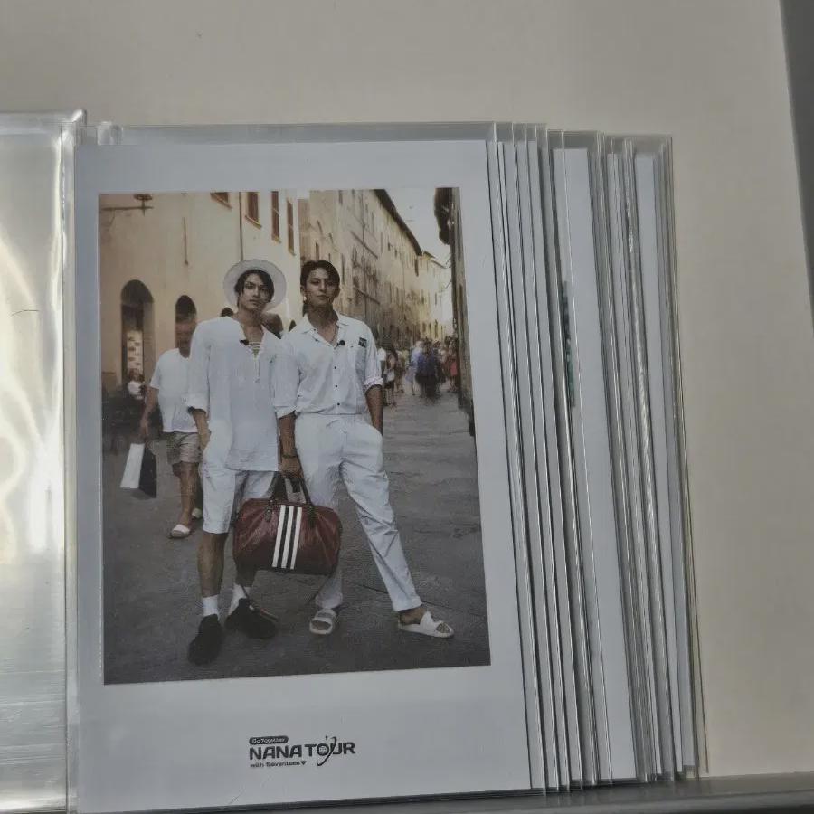 Seventeen Nana Tour Photo Card
Seventeen Nana Tour Photo Card