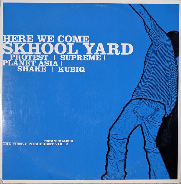 12inch Record SKHOOL YARD / ZION I - Here We Come / We Got It OLE4791,OLE4791 Matador, No May 2001 US Rap & Hip-Hop/R&B Used
12inch Record SKHOOL YARD / ZION I - Here We Come / We Got It OLE4791,OLE4791 Matador, No May 2001 US Rap & Hip-Hop/R&B Used