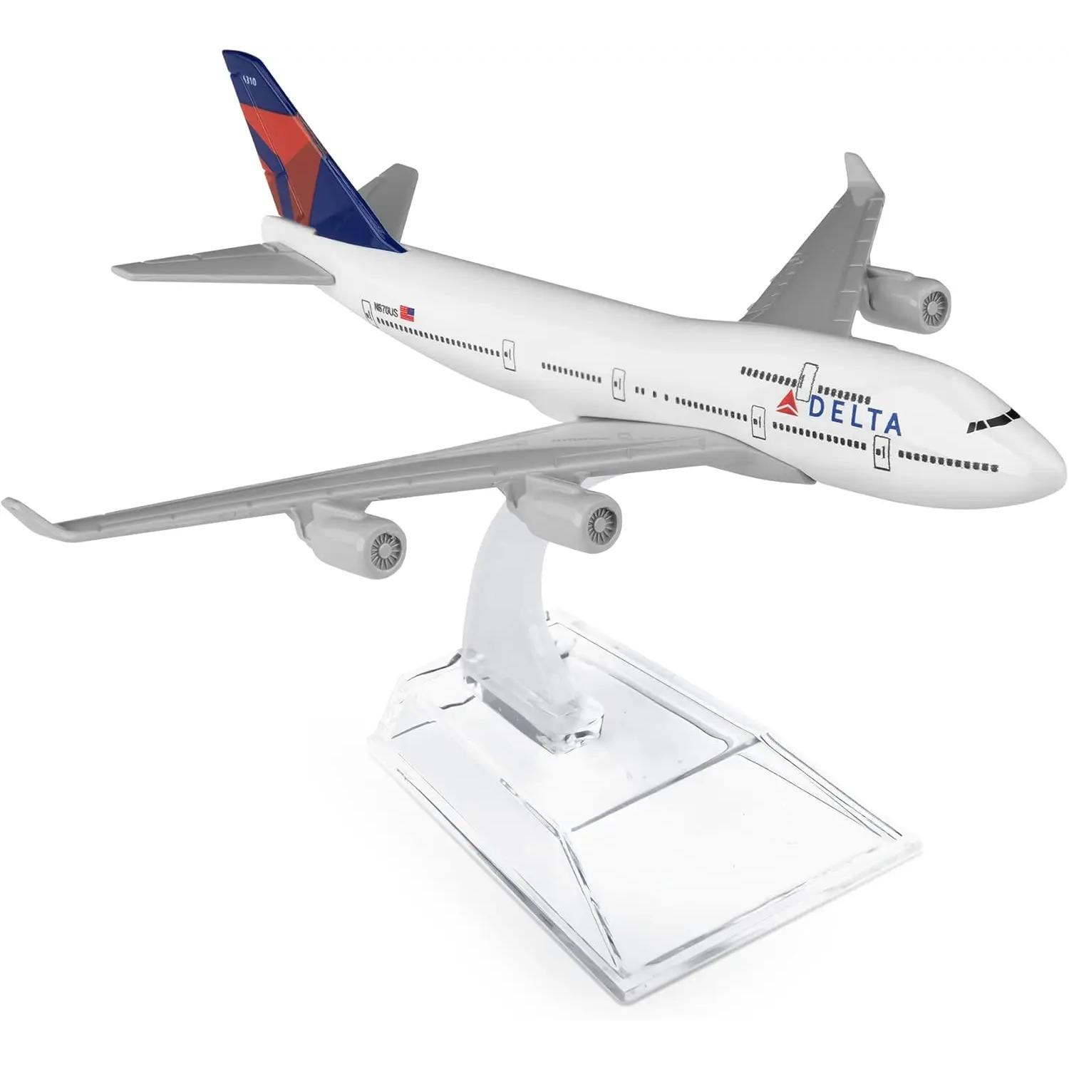 16CM Scale 1/400 Metal Airplane Replica Delta Airlines B747 Alloy Airplane Model Diecast Aircraft Aviation Collectibles Toy
16CM Scale 1/400 Metal Airplane Replica Delta Airlines B747 Alloy Airplane Model Diecast Aircraft Aviation Collectibles Toy