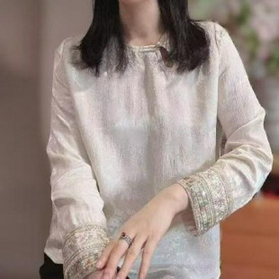 Mom s Stylish Lace Thin T-Shirt for Middle-Aged Women - Perfect for Spring and Autumn XL бежевий
Mom s Stylish Lace Thin T-Shirt for Middle-Aged Women - Perfect for Spring and Autumn XL бежевий