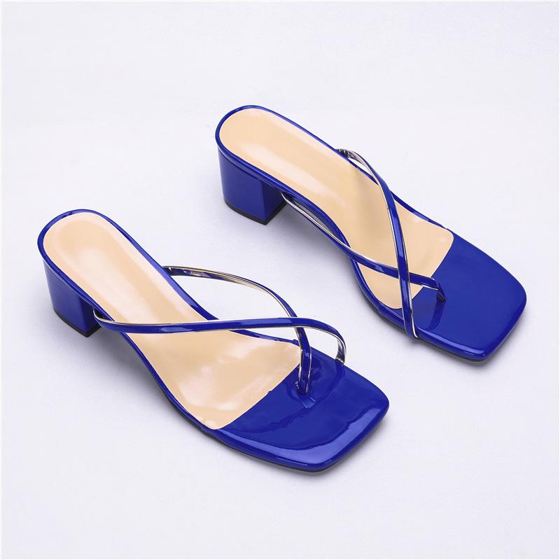 Summer new sandals women s square head blue gold edge herringbone sleeve toe simple fashion thick heel high heel cool slippers women 35 синий
Summer new sandals women s square head blue gold edge herringbone sleeve toe simple fashion thick heel high heel cool slippers women 35 синий