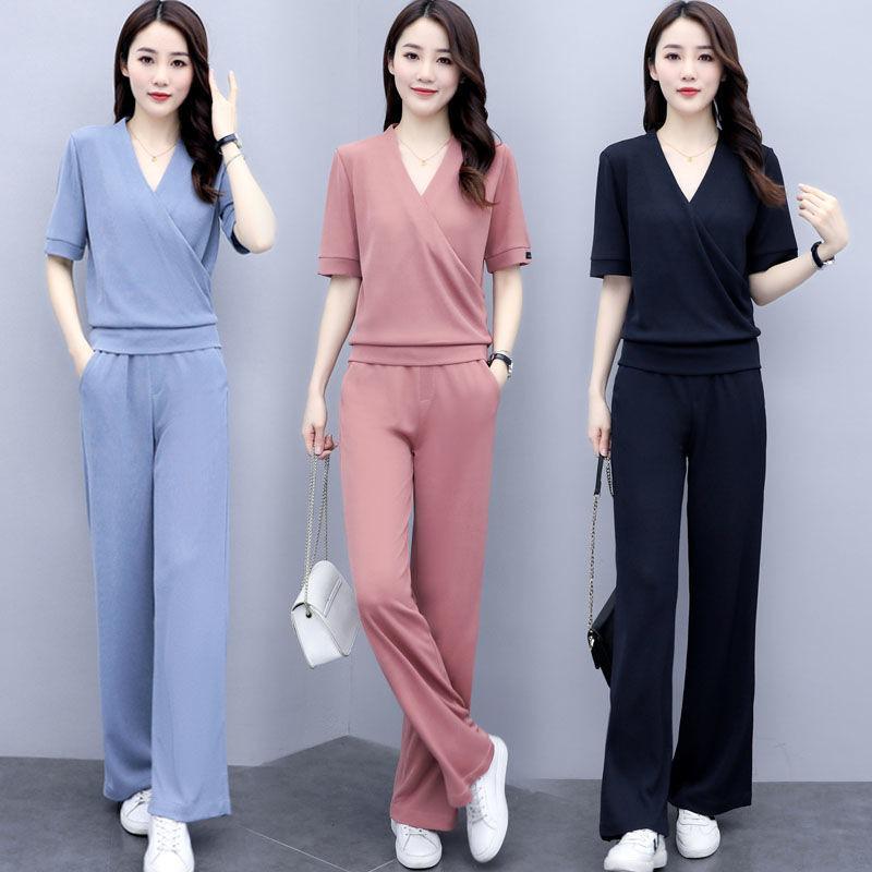 Chic Summer Women s V-Neck Top and Wide-Leg Pants Two-Piece Set - Trendy 2025 Xiaoxiang Style Triple Extra Large (XXXL) чорний
Chic Summer Women s V-Neck Top and Wide-Leg Pants Two-Piece Set - Trendy 2025 Xiaoxiang Style Triple Extra Large (XXXL) чорний