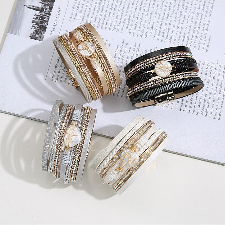 Trendy Cross-Border Fashion Magnetic Leather Wrap Bracelet - European & American Style небо синє кольору
Trendy Cross-Border Fashion Magnetic Leather Wrap Bracelet - European & American Style небо синє кольору