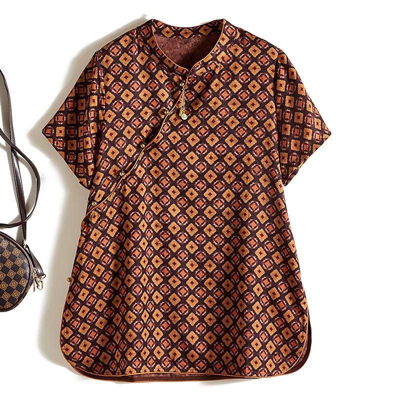 Китайский стиль, двусторонняя носка! Элегантная женская маленькая футболка с воротником-стойкой в национальном стиле, с подвеской-кисточкой, с двойными боковыми разрезами, длинная, летняя женская короткая юбка Dark brown geometric graph L
Китайский стиль, двусторонняя носка! Элегантная женская маленькая футболка с воротником-стойкой в национальном стиле, с подвеской-кисточкой, с двойными боковыми разрезами, длинная, летняя женская короткая юбка Dark brown geometric graph L