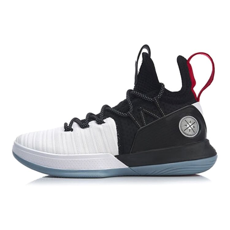 Баскетбольные кроссовки Li Ning Team Style 6 Shock Absorbation Mid-Top мужские кроссовки черные белые ABAP005-1
Баскетбольные кроссовки Li Ning Team Style 6 Shock Absorbation Mid-Top мужские кроссовки черные белые ABAP005-1