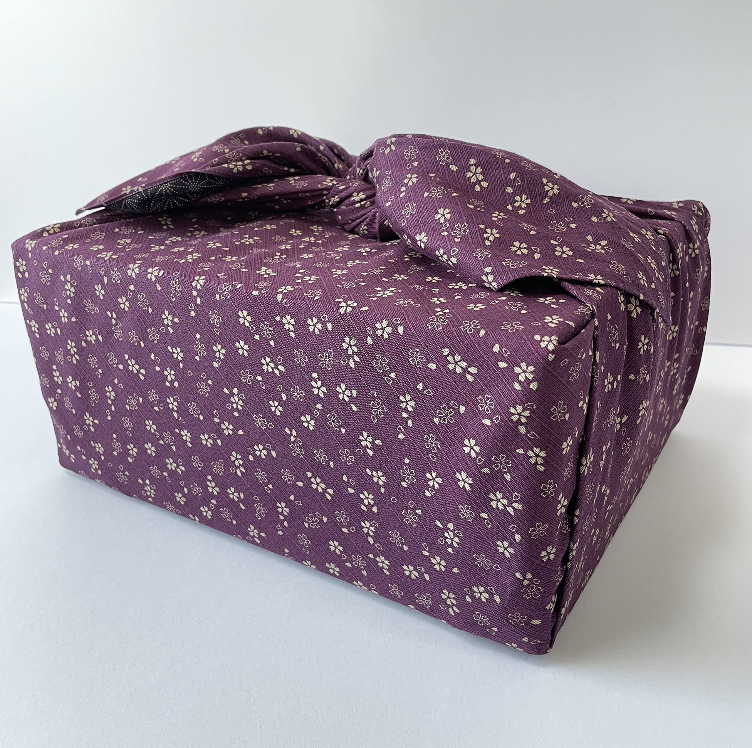 large cherry hemp made in ceremonial stylish eco colored purple Furoshiki, size, double-sided, blossom, leaf, 105cm, shantung, 100% cotton, Japan,
large cherry hemp made in ceremonial stylish eco colored purple Furoshiki, size, double-sided, blossom, leaf, 105cm, shantung, 100% cotton, Japan,