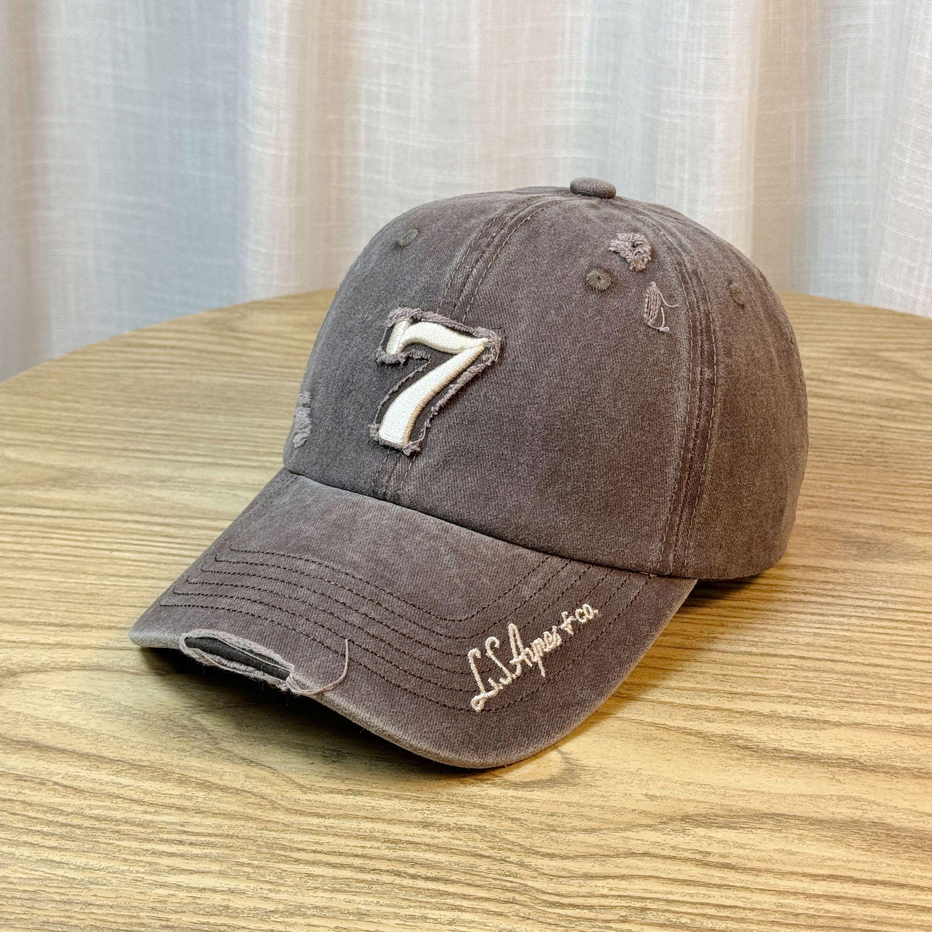 Мягкая бейсболка с эффектом стирки и потертостей для мужчин и женщин. Универсальный корейский стиль, трендовый бренд, американская уличная вышитая кепка с буквой. Adjustable
Мягкая бейсболка с эффектом стирки и потертостей для мужчин и женщин. Универсальный корейский стиль, трендовый бренд, американская уличная вышитая кепка с буквой. Adjustable