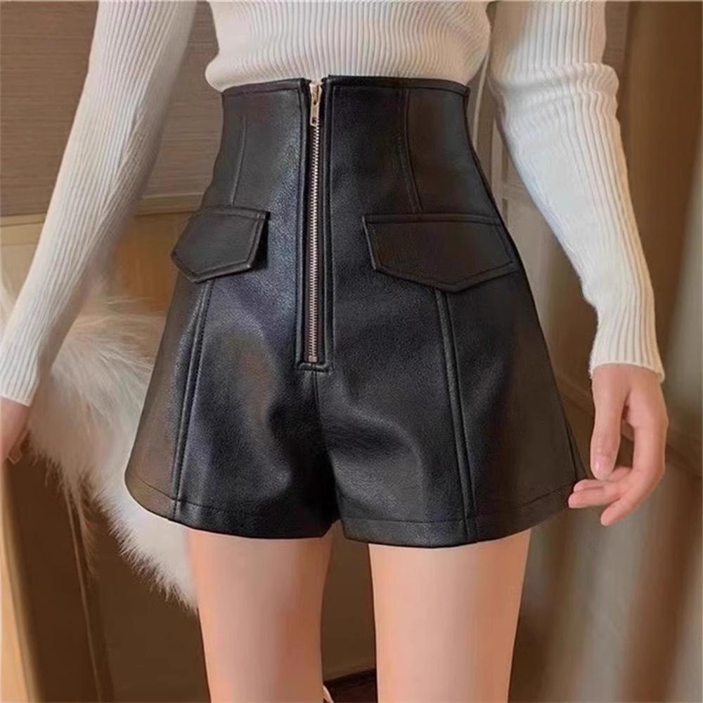 2024 Women s High-Waisted Slimming Leather Booty Shorts - European & American Fashion, Versatile Wide-Leg Casual Wear S (81-90 lbs)
2024 Women s High-Waisted Slimming Leather Booty Shorts - European & American Fashion, Versatile Wide-Leg Casual Wear S (81-90 lbs)