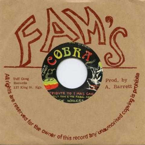 7inch Record FAMILY MAN, REBEL ARMS - Tribute To Y Mas Gan / Steppers Roc DSRFM717 Fam s/Dub Store 1982 Japan Reggae, Ska & Dub
7inch Record FAMILY MAN, REBEL ARMS - Tribute To Y Mas Gan / Steppers Roc DSRFM717 Fam s/Dub Store 1982 Japan Reggae, Ska & Dub