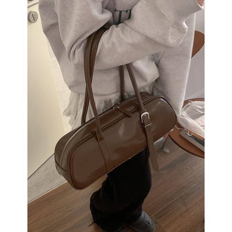 New Year Retro Red Handheld Bowling Bag Women 2025 New Fashion Armpit Bag Large Capacity Commuter Bag коричневый
New Year Retro Red Handheld Bowling Bag Women 2025 New Fashion Armpit Bag Large Capacity Commuter Bag коричневый