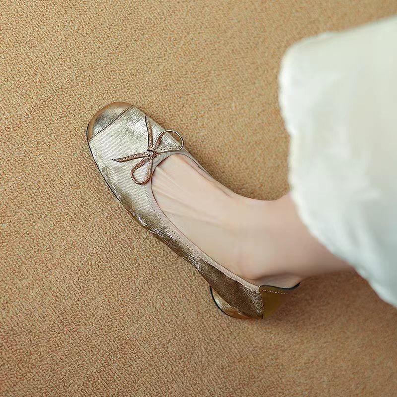 Solid Fashion Square Heel Rubber Pumps for Women 2024 New Hot Sale Summer Square Toe Ladies Shoes One Kick Pu Pumps Zapatos
Solid Fashion Square Heel Rubber Pumps for Women 2024 New Hot Sale Summer Square Toe Ladies Shoes One Kick Pu Pumps Zapatos