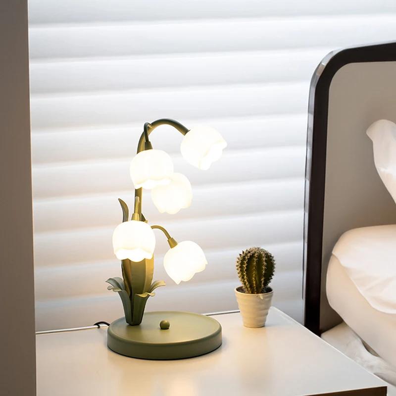 Vintage Lily of The Valley Bedside Table Lamp Flower Reading Light G4 Bulbs for Night Stand Bedroom Living Room Home Desk Light
Vintage Lily of The Valley Bedside Table Lamp Flower Reading Light G4 Bulbs for Night Stand Bedroom Living Room Home Desk Light