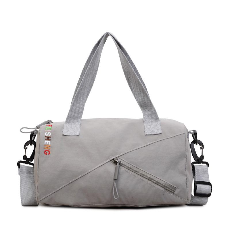 Short trip bag women s lightweight high-value travel luggage men s sports portable fitness luggage bag yoga bag серый
Short trip bag women s lightweight high-value travel luggage men s sports portable fitness luggage bag yoga bag серый