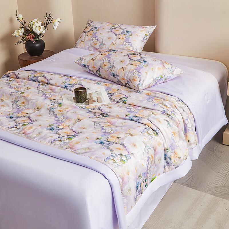 Southern Life Scented Cooling Quilt
Southern Life Scented Cooling Quilt